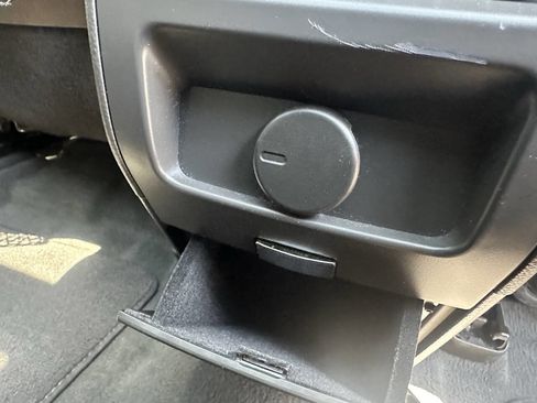 Used 2014 Cadillac SRX Luxury w/ Driver Awareness Package FWD image 18