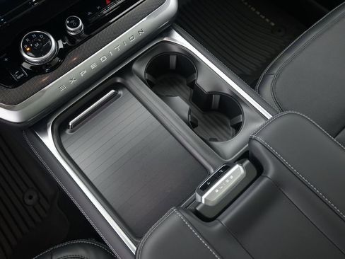 New 2026 Ford Expedition Platinum AWD/4WD image 25