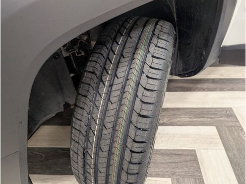 Used 2022 Jeep Renegade Limited AWD/4WD image 21
