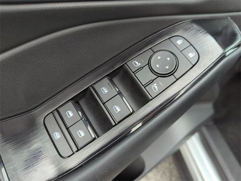 Certified 2024 Nissan Rogue S image 23