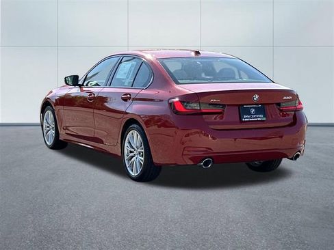 Certified 2023 BMW 330i xDrive Sedan w/ Premium Package AWD/4WD image 9