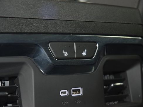 Used 2024 Chevrolet Silverado 1500 High Country w/ High Country Premium Package image 41