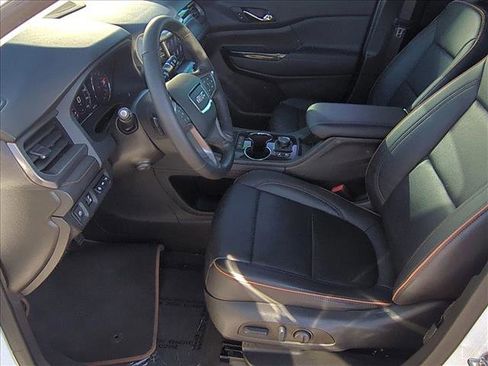 Used 2023 GMC Acadia AT4 w/ Technology Package image 16