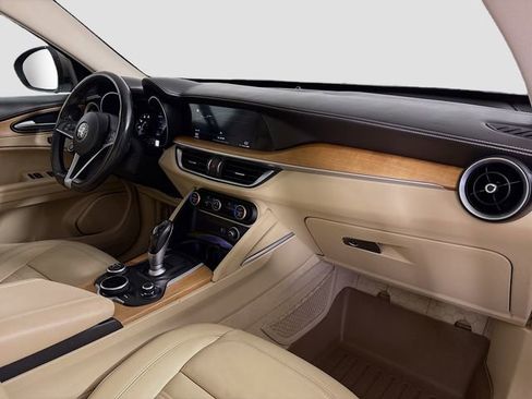 Used 2019 Alfa Romeo Stelvio Ti Lusso w/ Quick Order Package 22X Lusso image 30