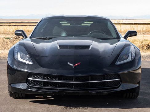 Used 2018 Chevrolet Corvette Stingray Coupe w/ 1LT image 13