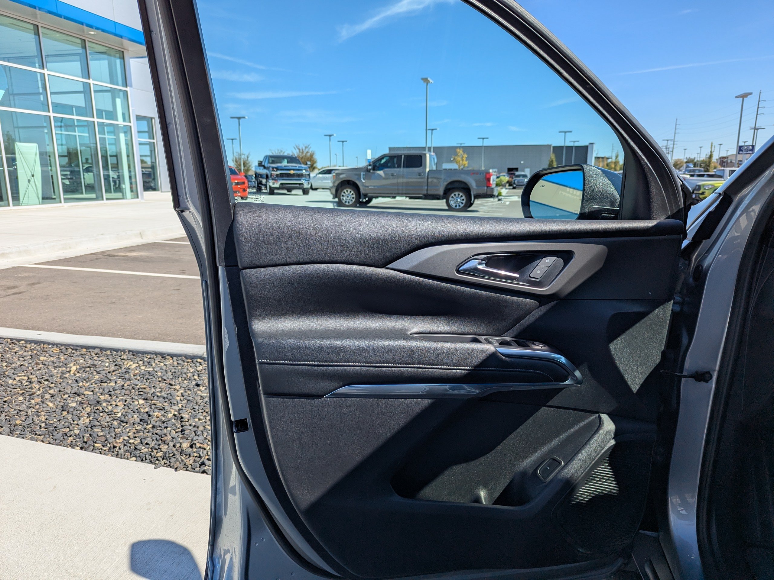 Certified 2024 Chevrolet Traverse LT FWD image 10