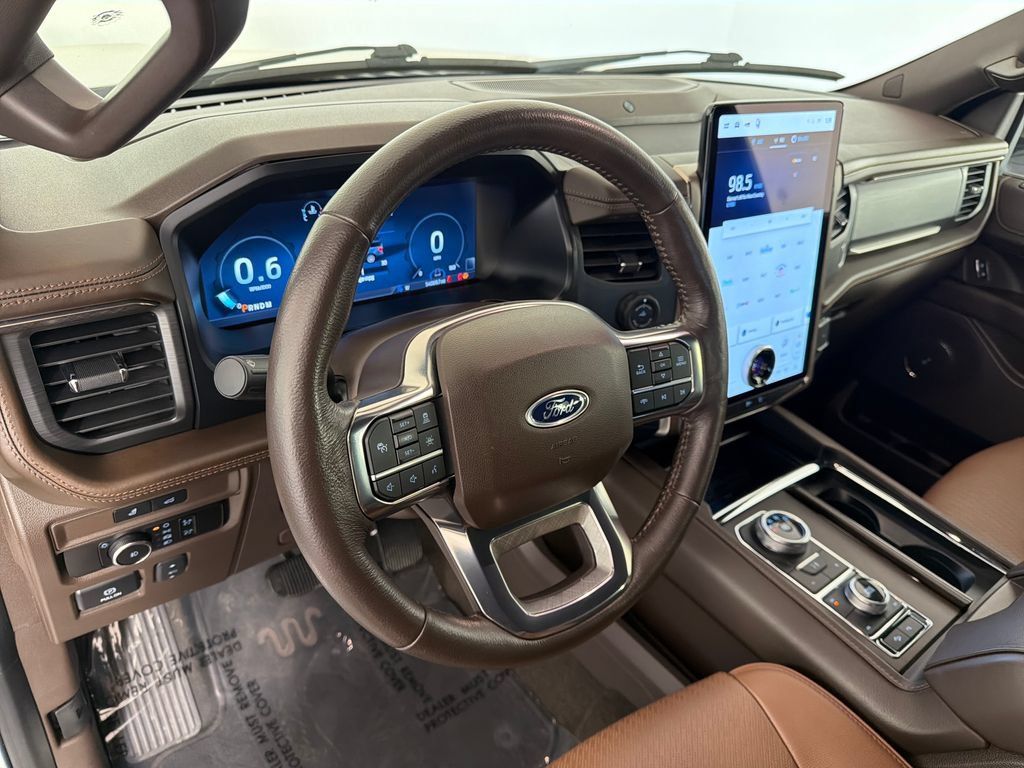 Used 2023 Ford Expedition King Ranch AWD/4WD image 14