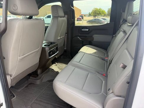 Used 2019 GMC Sierra 1500 SLT w/ SLT Premium Plus Package AWD/4WD image 22