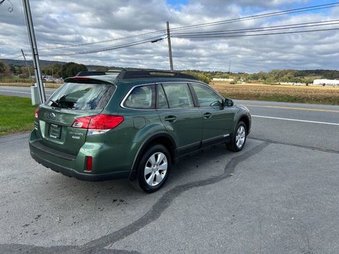 Used 2012 Subaru Outback 2.5i image 10