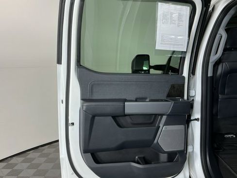 Used 2024 Ford F350 Lariat w/ Camper Package image 31