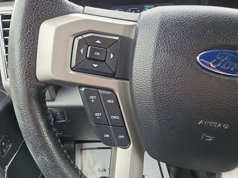 Used 2016 Ford F150 Lariat w/ Equipment Group 502A Luxury AWD/4WD image 11