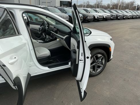 New 2026 Hyundai Tucson SEL AWD/4WD image 13