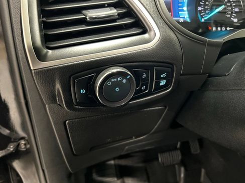 Certified 2024 Ford Edge SEL w/ Convenience Package AWD/4WD image 14
