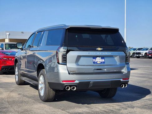 New 2026 Chevrolet Suburban Premier w/ Sun And Tow Package image 4