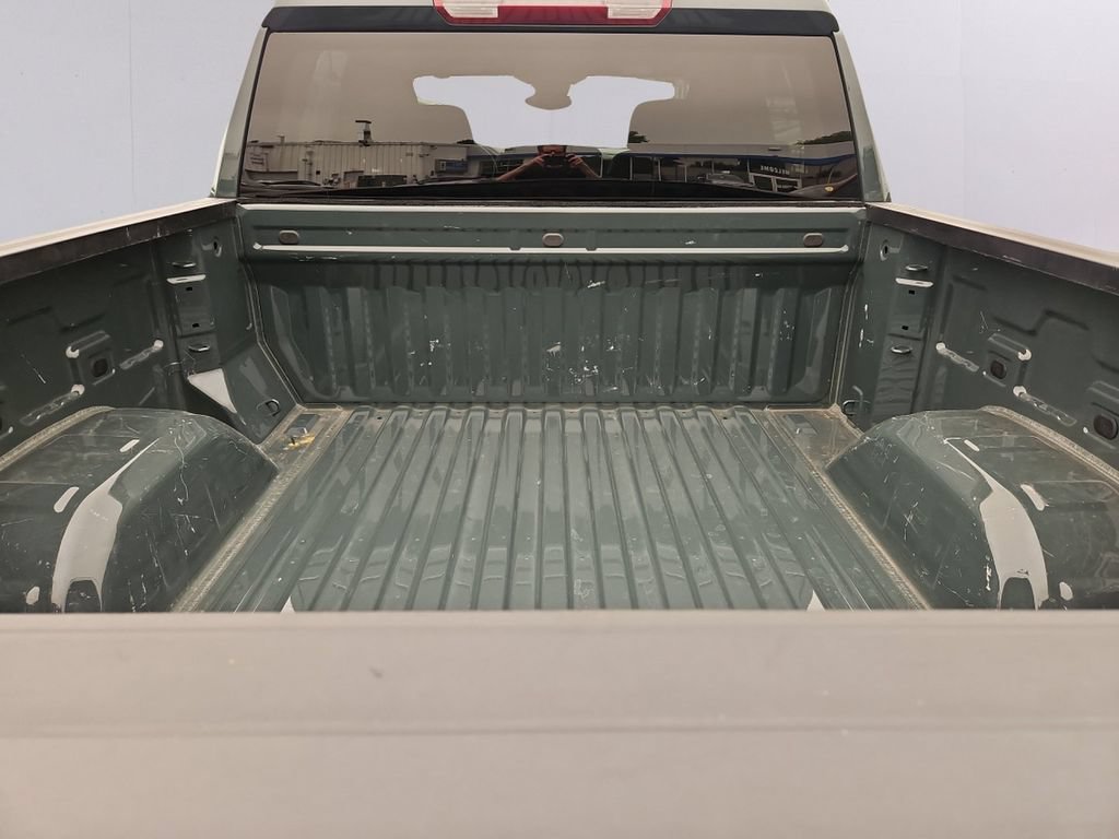 Certified 2025 Chevrolet Silverado 1500 LT AWD/4WD image 33