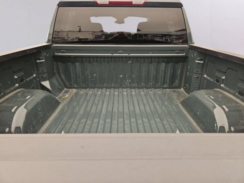 Certified 2025 Chevrolet Silverado 1500 LT AWD/4WD image 33