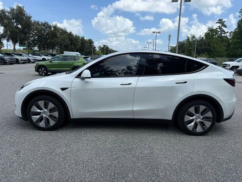 Used 2024 Tesla Model Y Long Range AWD/4WD image 15