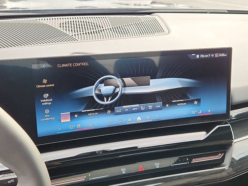 Used 2026 BMW 530i xDrive image 15