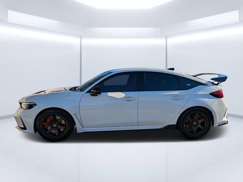 Used 2023 Honda Civic Type R image 6