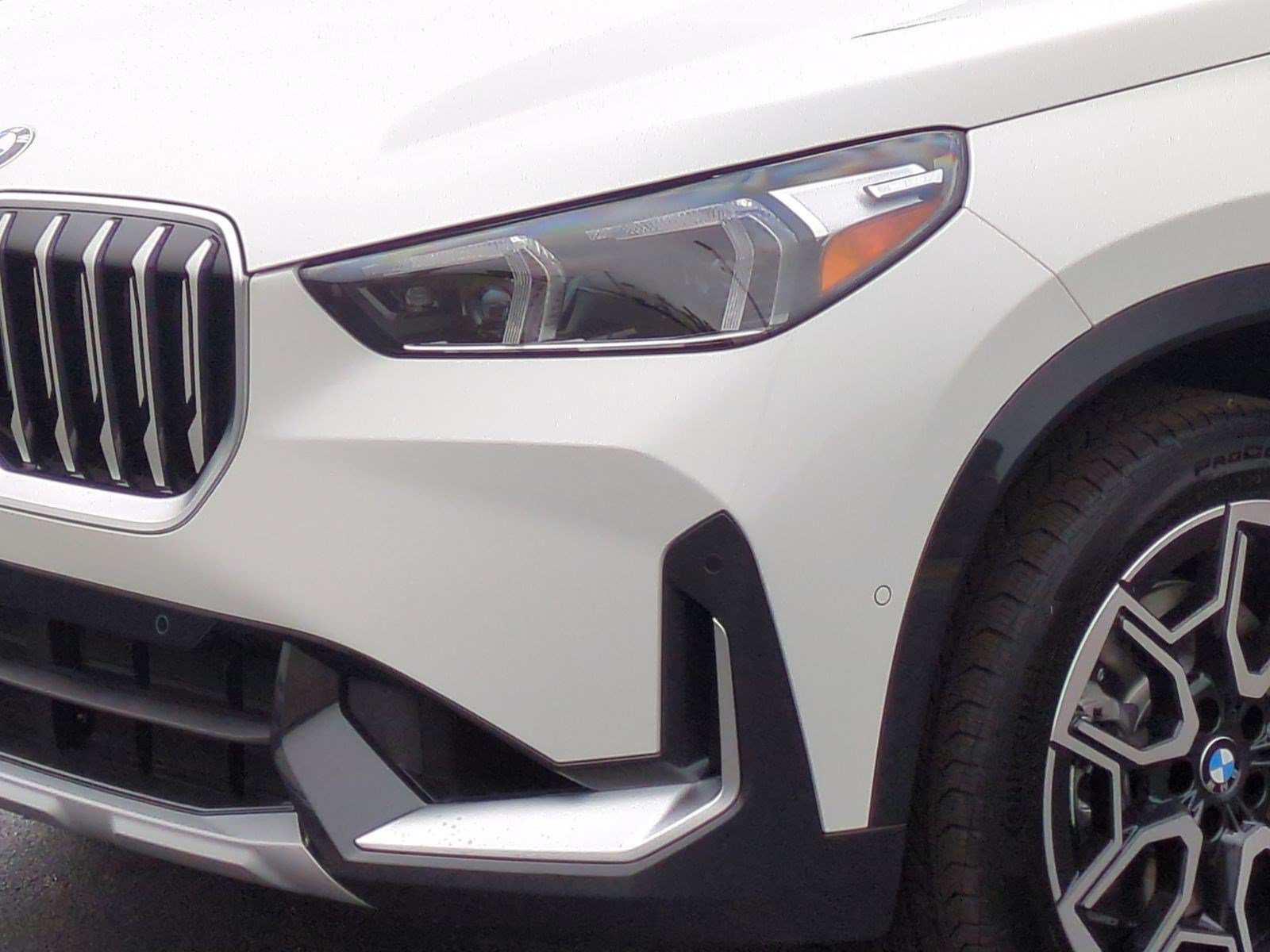 Certified 2026 BMW X1 xDrive28i w/ Technology Package AWD/4WD image 6