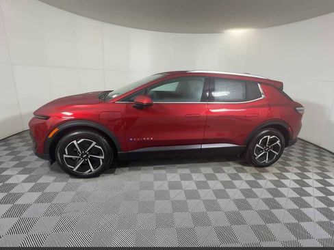 New 2026 Chevrolet Equinox EV LT image 10