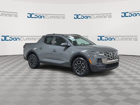 Used 2022 Hyundai Santa Cruz SEL Premium AWD/4WD image 2