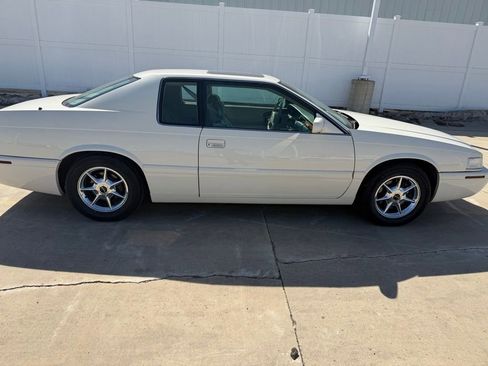 Used 2002 Cadillac Eldorado Collector's Edition image 12