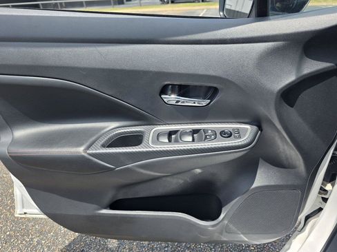 Used 2024 Nissan Versa SR FWD image 22