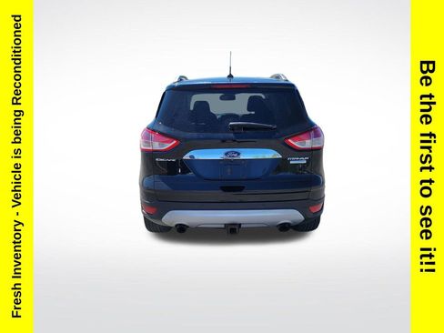 Used 2016 Ford Escape Titanium FWD image 4