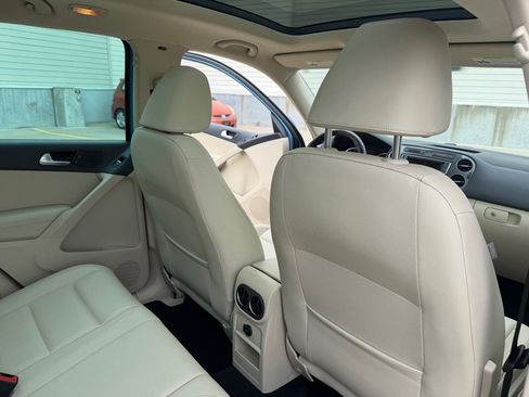 Used 2017 Volkswagen Tiguan Wolfsburg Edition AWD/4WD image 20