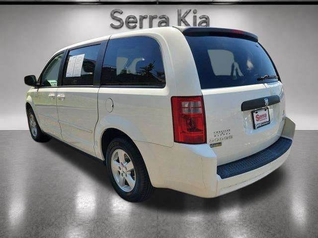 Used 2010 Dodge Grand Caravan SE w/ Popular Equipment Group FWD image 3
