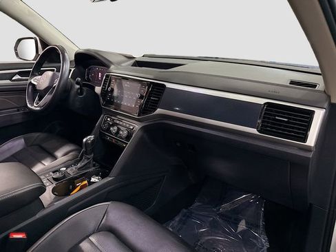 Used 2021 Volkswagen Atlas SEL Premium R-Line image 32