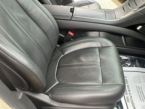 Used 2014 Lincoln MKZ w/ Equipment Group 102A Reserve FWD image 22