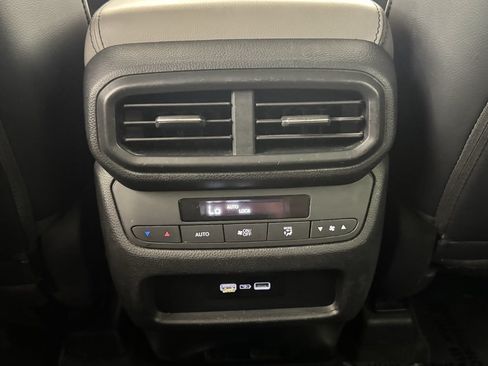 Used 2023 Honda Pilot EX-L image 33