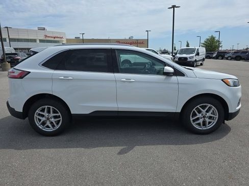 Used 2024 Ford Edge SEL w/ Convenience Package AWD/4WD image 6