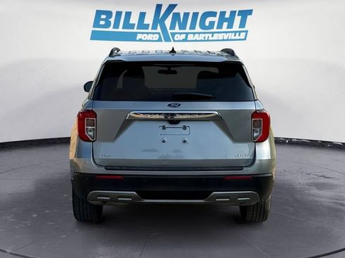 Used 2024 Ford Explorer XLT w/ Equipment Group 202A AWD/4WD image 4