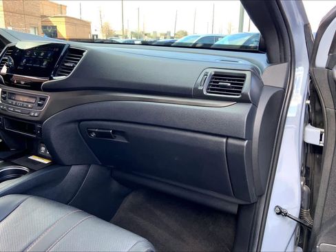 Used 2022 Honda Passport TrailSport image 19