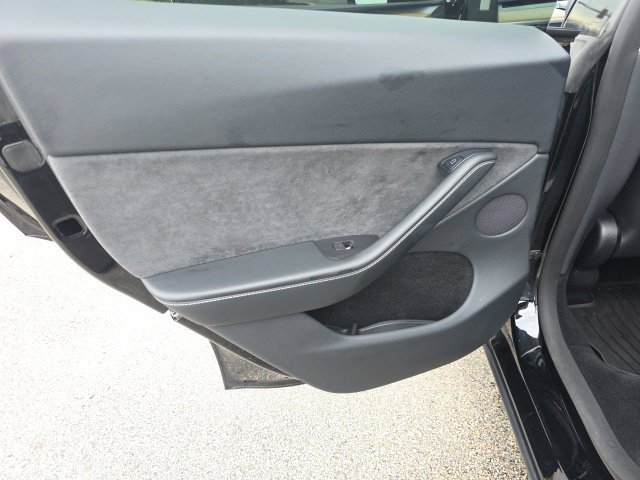 Used 2023 Tesla Model Y Long Range AWD/4WD image 20