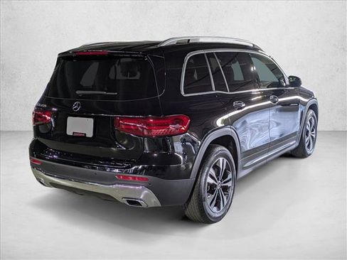 Certified 2025 Mercedes-Benz GLB 250 image 7