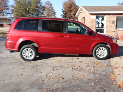 Used 2014 Dodge Grand Caravan SXT w/ UConnect Hands-Free Group image 15