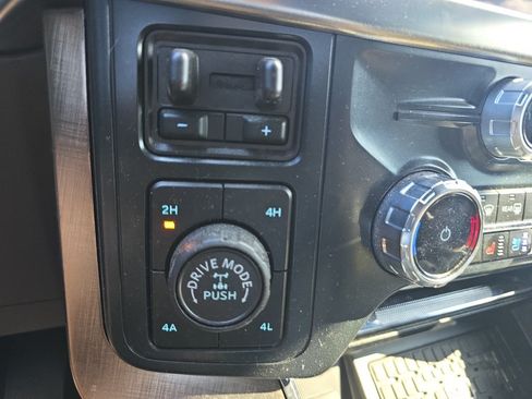 Used 2025 Ford F150 King Ranch w/ FX4 Off-Road Package AWD/4WD image 23