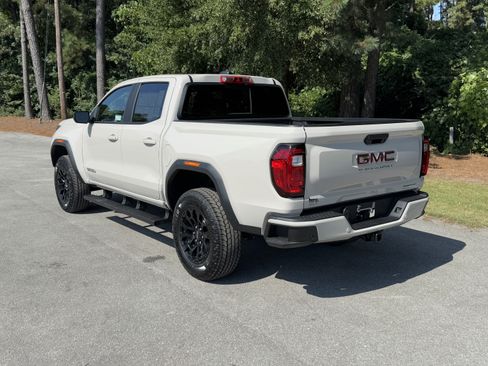 New 2026 GMC Canyon Elevation w/ Convenience Package image 45