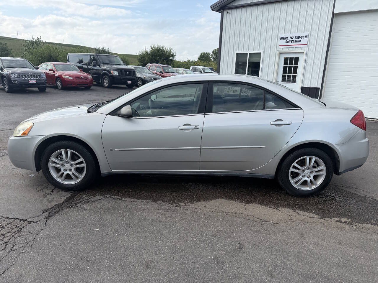 Used 2006 Pontiac G6 Sedan w/ Drivers Package FWD image 3