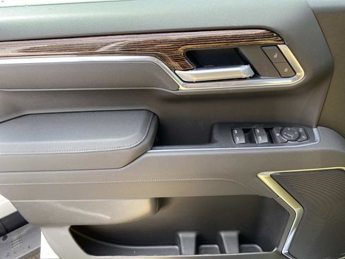 New 2026 GMC Sierra 1500 SLE w/ Max Trailering Package AWD/4WD image 13