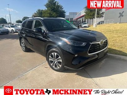 Used 2023 Toyota Highlander XLE