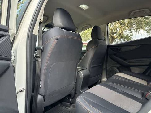Used 2019 Subaru Crosstrek 2.0i Premium AWD/4WD image 16