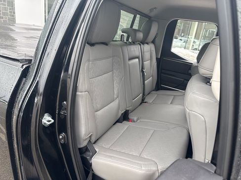 Used 2024 Toyota Tundra SR5 w/ SR5 Premium Package image 23