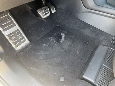 Certified 2025 Volkswagen Atlas Cross Sport SEL Premium R-Line image 15