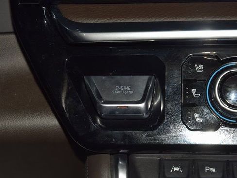 Used 2024 GMC Sierra 1500 Denali w/ Technology Package image 35