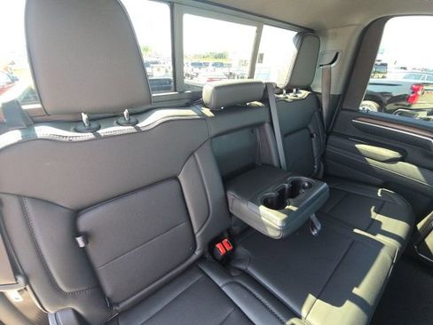 Used 2025 GMC Sierra 2500 Denali w/ Denali Reserve Package image 16